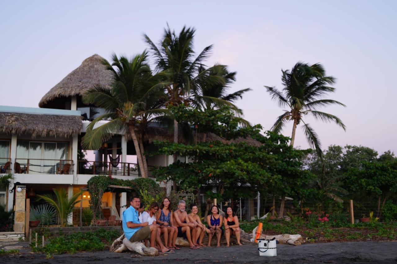 Alive Beach House Transito Exteriér fotografie